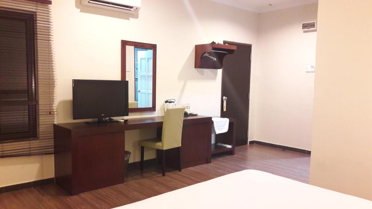 Cheng Ho Hotel 3*